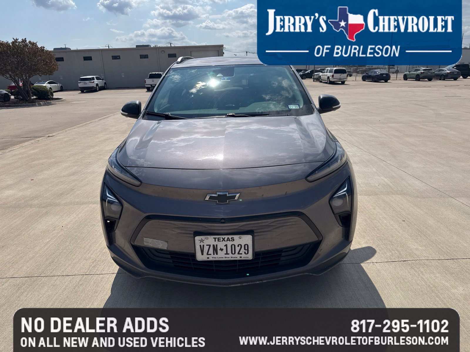 Used 2022 Chevrolet Bolt EUV Premier FWD image 2