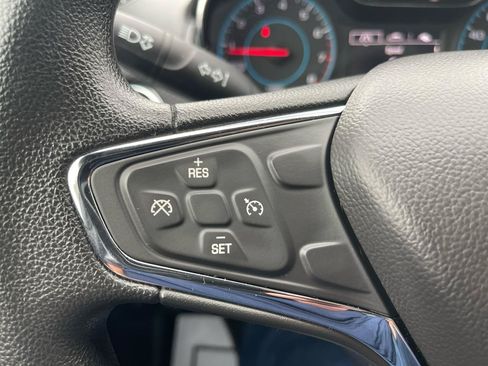Used 2017 Chevrolet Cruze LT w/ RS Package FWD image 13