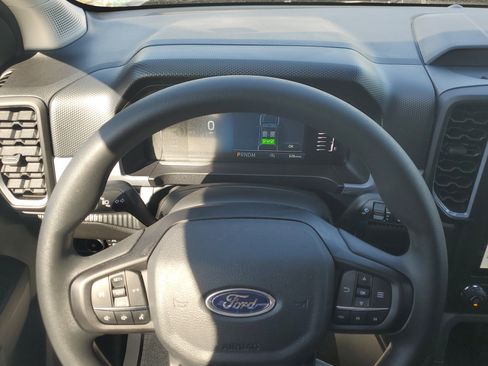 New 2025 Ford Ranger XL image 19