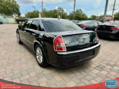 Used 2006 Chrysler 300 C image 7