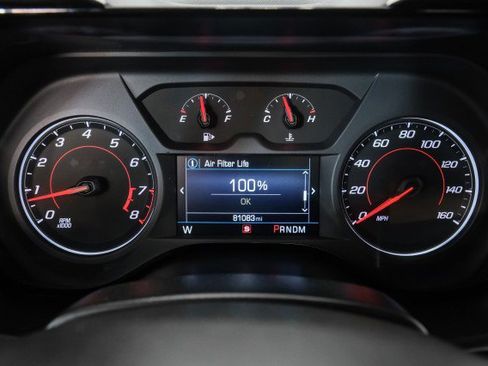 Used 2019 Chevrolet Camaro LT RWD image 17