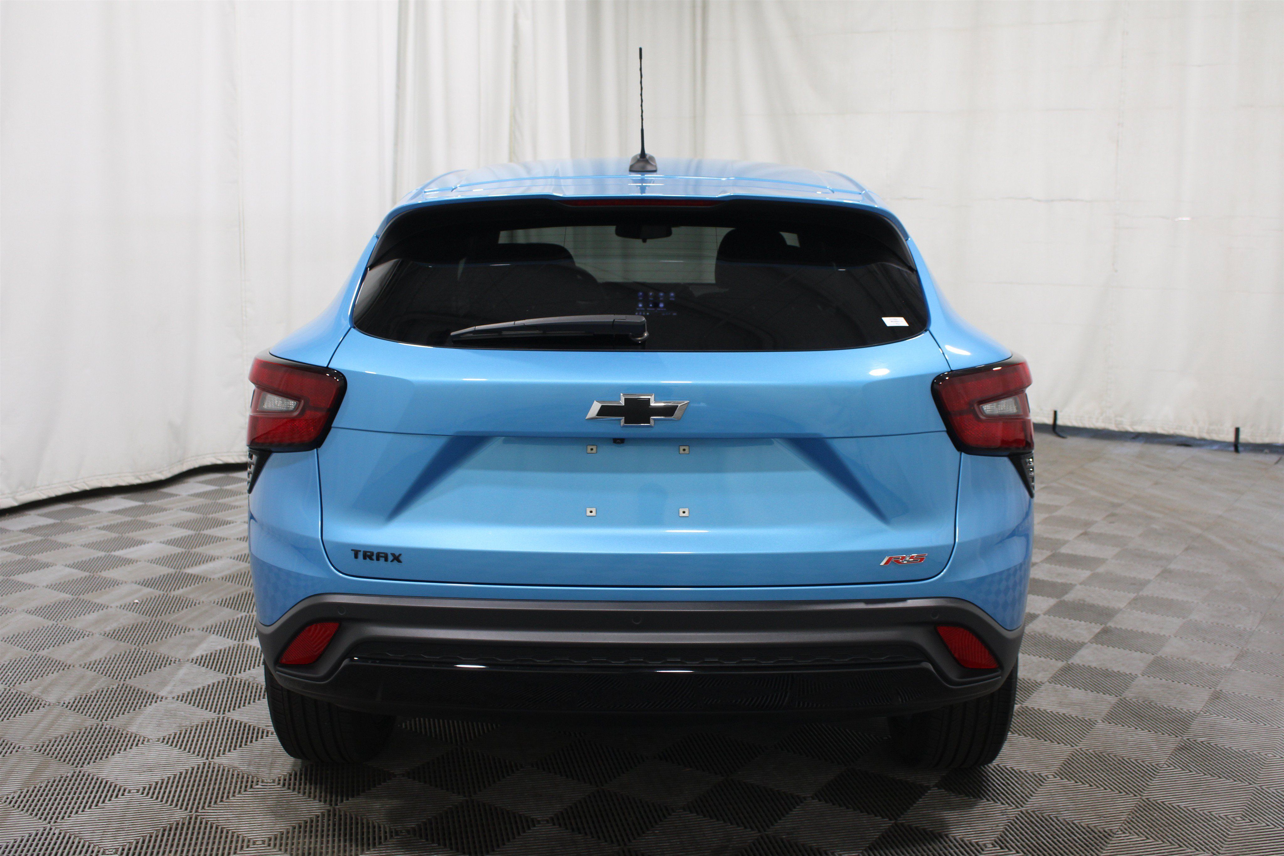 Used 2025 Chevrolet Trax RS w/ Driver Confidence Package FWD image 29