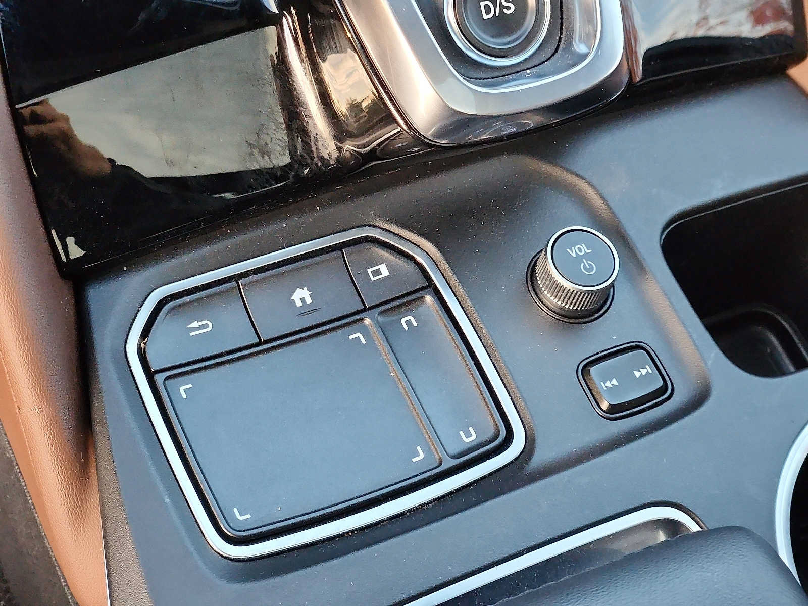 Used 2024 Acura MDX w/ Technology Package AWD/4WD image 25