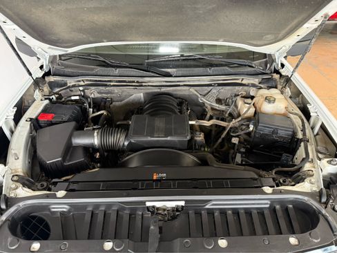 Used 2024 Chevrolet Silverado 2500 LTZ AWD/4WD image 12