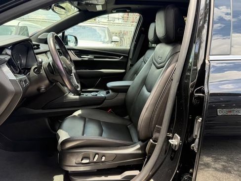 Used 2023 Cadillac XT5 Premium Luxury FWD image 12