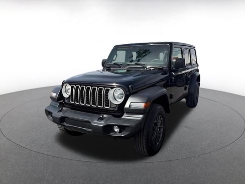 Used 2025 Jeep Wrangler Sport S AWD/4WD image 4