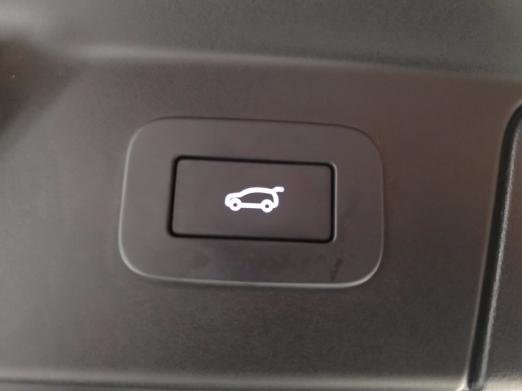 Certified 2023 Land Rover Range Rover Velar S AWD/4WD image 10