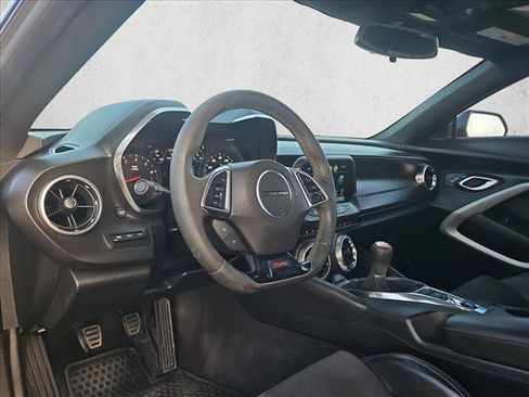 Certified 2018 Chevrolet Camaro SS RWD image 10