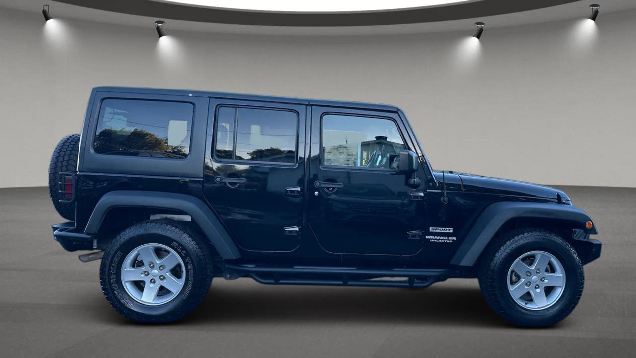 Used 2015 Jeep Wrangler Unlimited Sport w/ Quick Order Package 24S AWD/4WD image 8