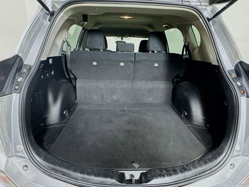 Used 2016 Toyota RAV4 LE image 24