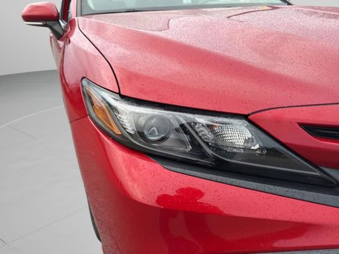 Used 2023 Toyota Camry SE image 40