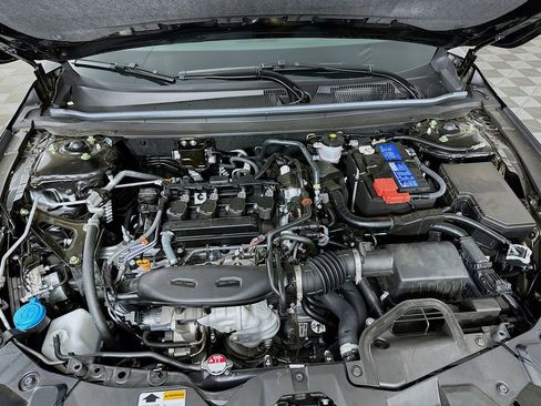 Used 2023 Honda Accord LX image 27