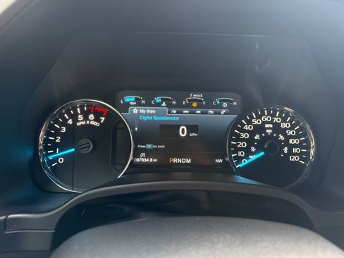 Used 2019 Ford F150 Lariat w/ Equipment Group 502A Luxury AWD/4WD image 52