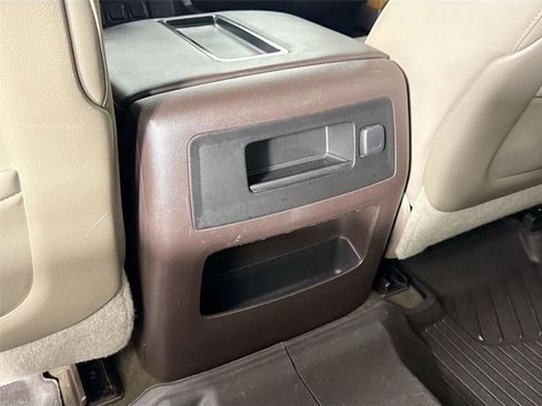 Used 2014 GMC Sierra 1500 SLT w/ SLT Crew Cab Value Package image 39