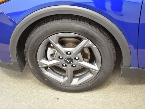 Used 2025 Kia K4 FWD image 33