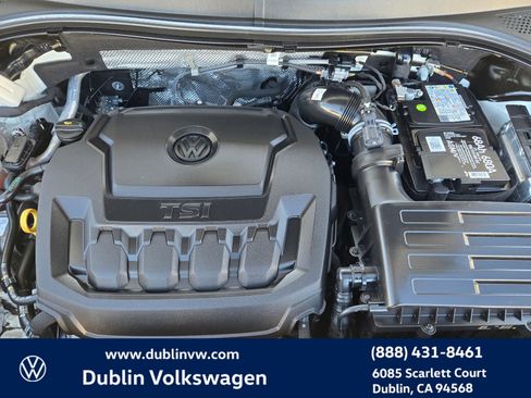 Certified 2023 Volkswagen Tiguan SE image 21