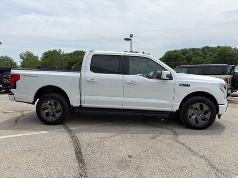 Used 2025 Ford F150 Lightning Lariat AWD/4WD image 8