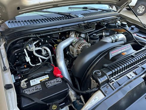 Used 2005 Ford Excursion Limited image 65