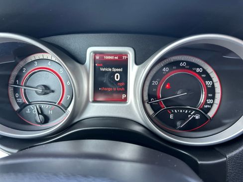 Used 2015 Dodge Journey SXT w/ Flexible Seating Group FWD image 14