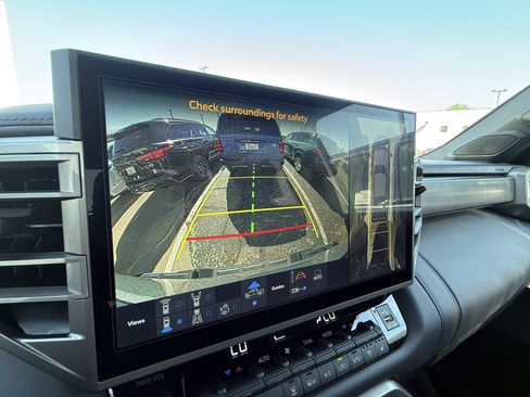 New 2026 Toyota Tundra Platinum AWD/4WD image 7