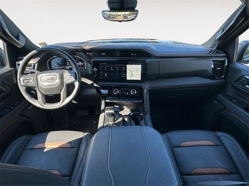 Used 2025 GMC Sierra 1500 AT4 w/ AT4 Premium Package image 10