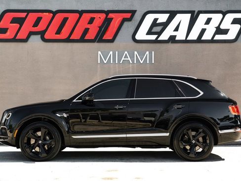 Used 2018 Bentley Bentayga image 10