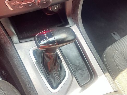 Used 2022 Dodge Charger SXT RWD image 16