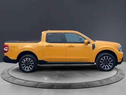 Used 2023 Ford Maverick Lariat FWD image 6