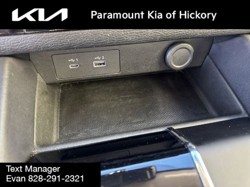 Used 2023 Mitsubishi Outlander SE image 28