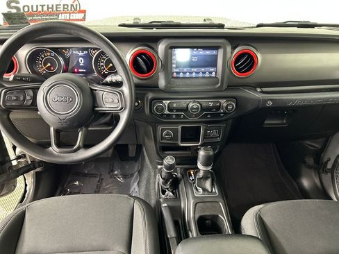 Used 2022 Jeep Wrangler Unlimited Sport image 3