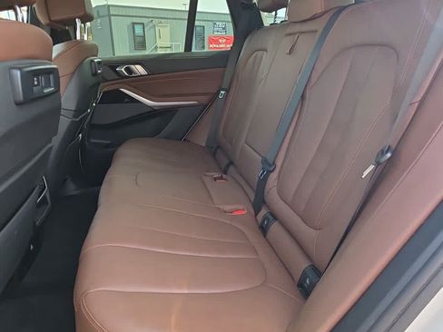 Used 2021 BMW X5 M50i w/ Premium Package image 12