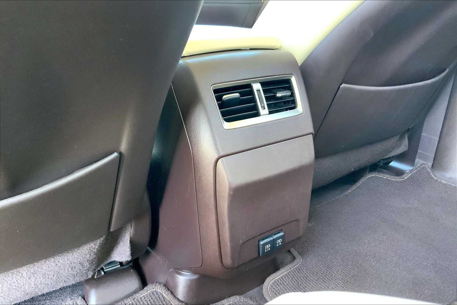 Used 2020 Lexus RX 450hL AWD w/ Premium Package image 35