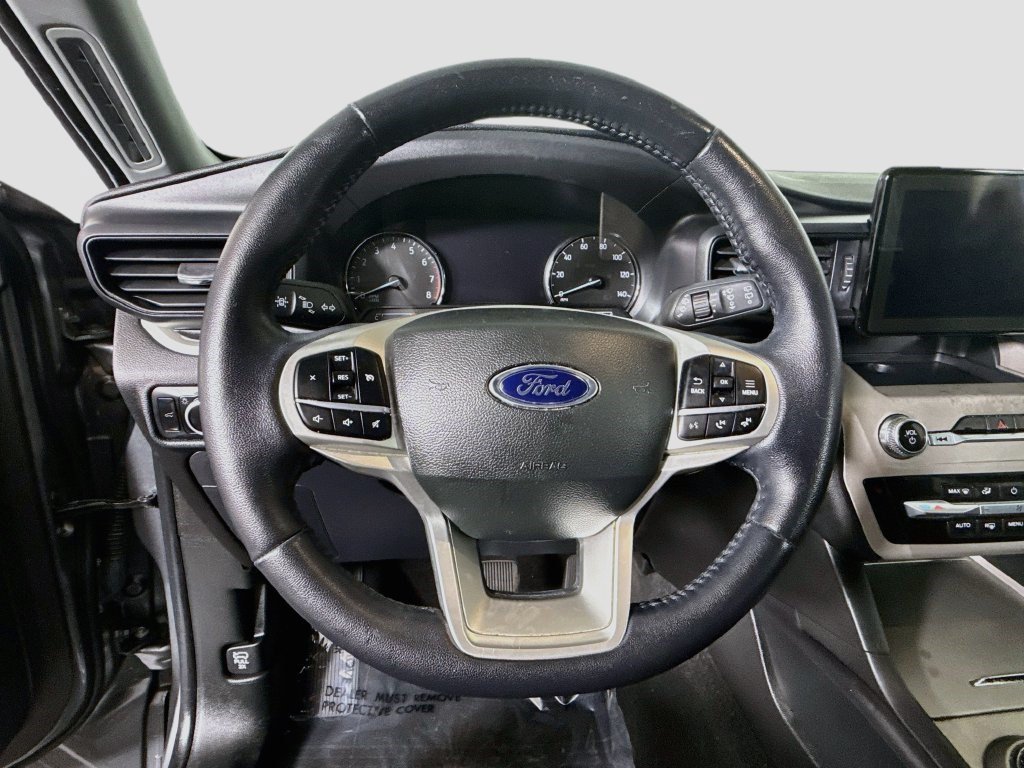 Used 2023 Ford Explorer XLT RWD image 12