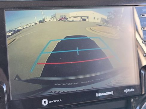 Used 2021 Toyota 4Runner TRD Off-Road image 17