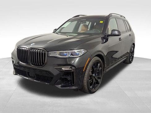 Used 2021 BMW X7 M50i image 2