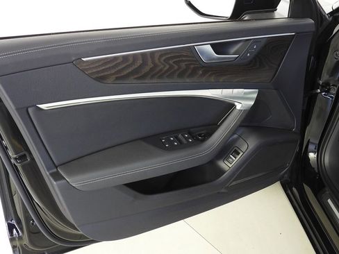 Used 2023 Audi A6 Premium Plus w/ Premium Plus Package image 11