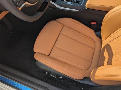 New 2026 BMW 330i xDrive Sedan w/ Convenience Package image 4