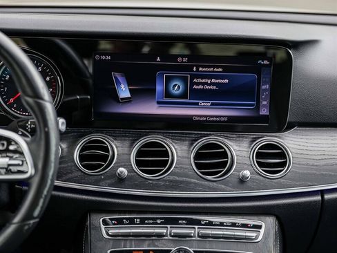 Used 2019 Mercedes-Benz E 300 image 19