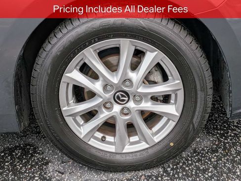 Used 2016 MAZDA MAZDA3 i Sport w/ Preferred Equipment Package FWD image 11
