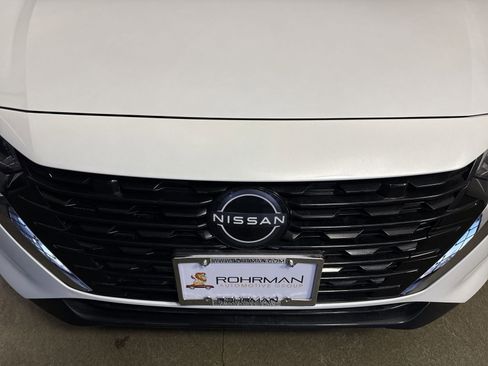 Certified 2025 Nissan Sentra SV image 27