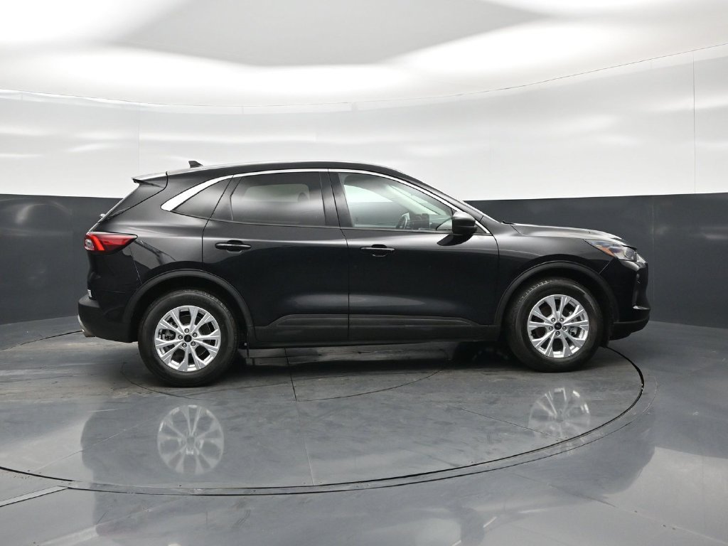 Used 2024 Ford Escape Active FWD image 25