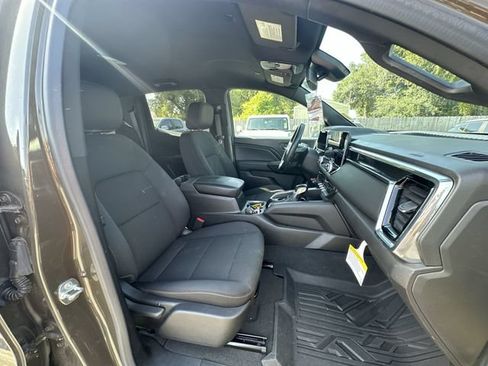 Used 2024 GMC Canyon Elevation w/ Convenience Package RWD image 13