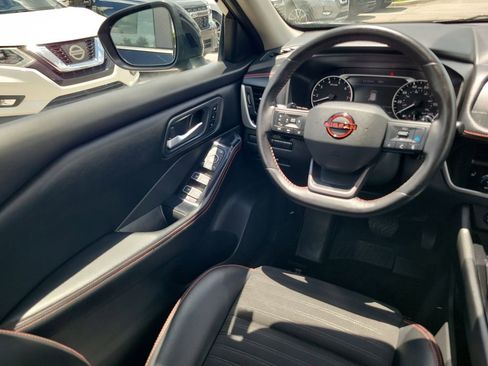 Used 2025 Nissan Rogue SV w/ Rock Creek Premium Package AWD/4WD image 19