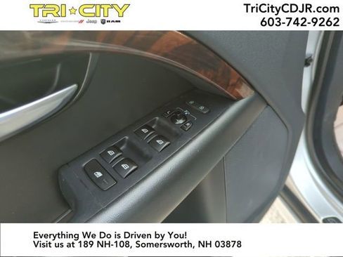 Used 2010 Volvo V70 3.2 image 15