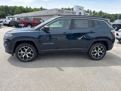 New 2026 Jeep Compass Limited AWD/4WD image 2
