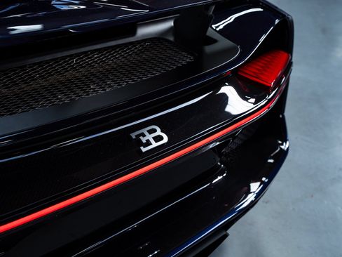 Used 2023 Bugatti Chiron AWD/4WD image 6