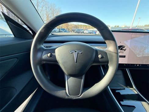 Used 2020 Tesla Model 3 Long Range image 11