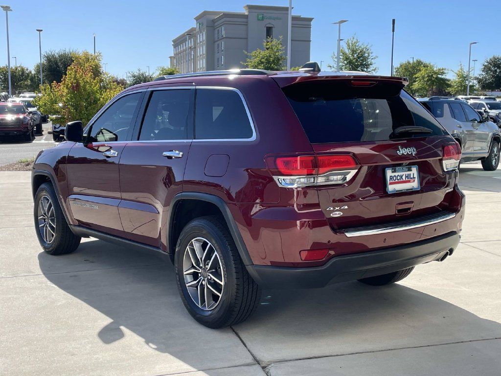 Used 2020 Jeep Grand Cherokee Limited AWD/4WD image 2