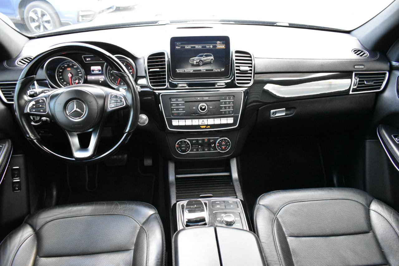 Used 2017 Mercedes-Benz GLS 550 4MATIC image 10