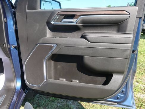 Used 2023 Chevrolet Silverado 1500 LT w/ Protection Package AWD/4WD image 20